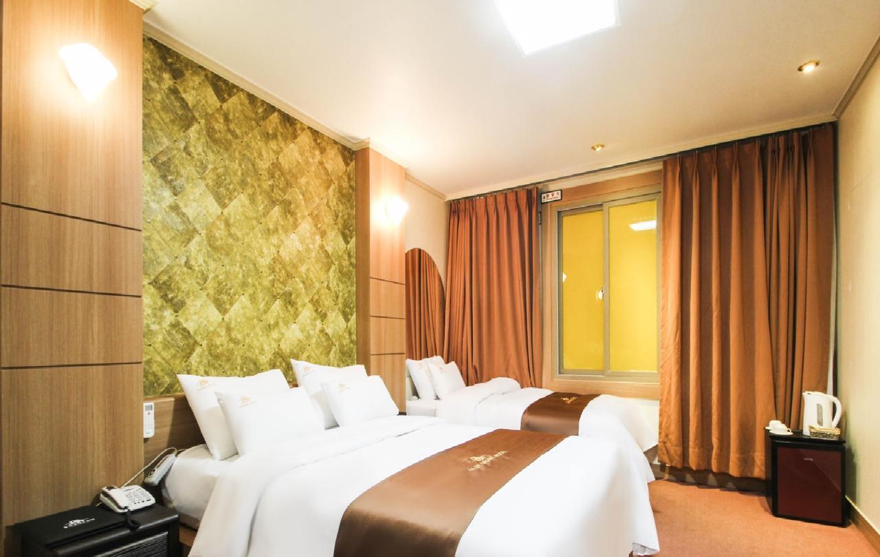 Uljin Grand Hotel Exterior photo