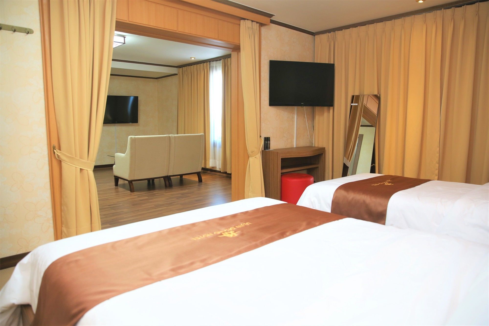 Uljin Grand Hotel Exterior photo